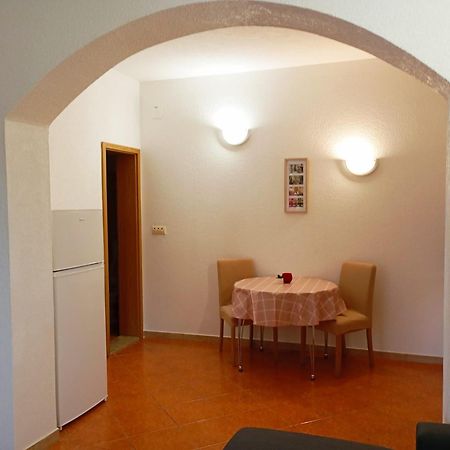 Apartmani Joja Biograd Na Moru Esterno foto