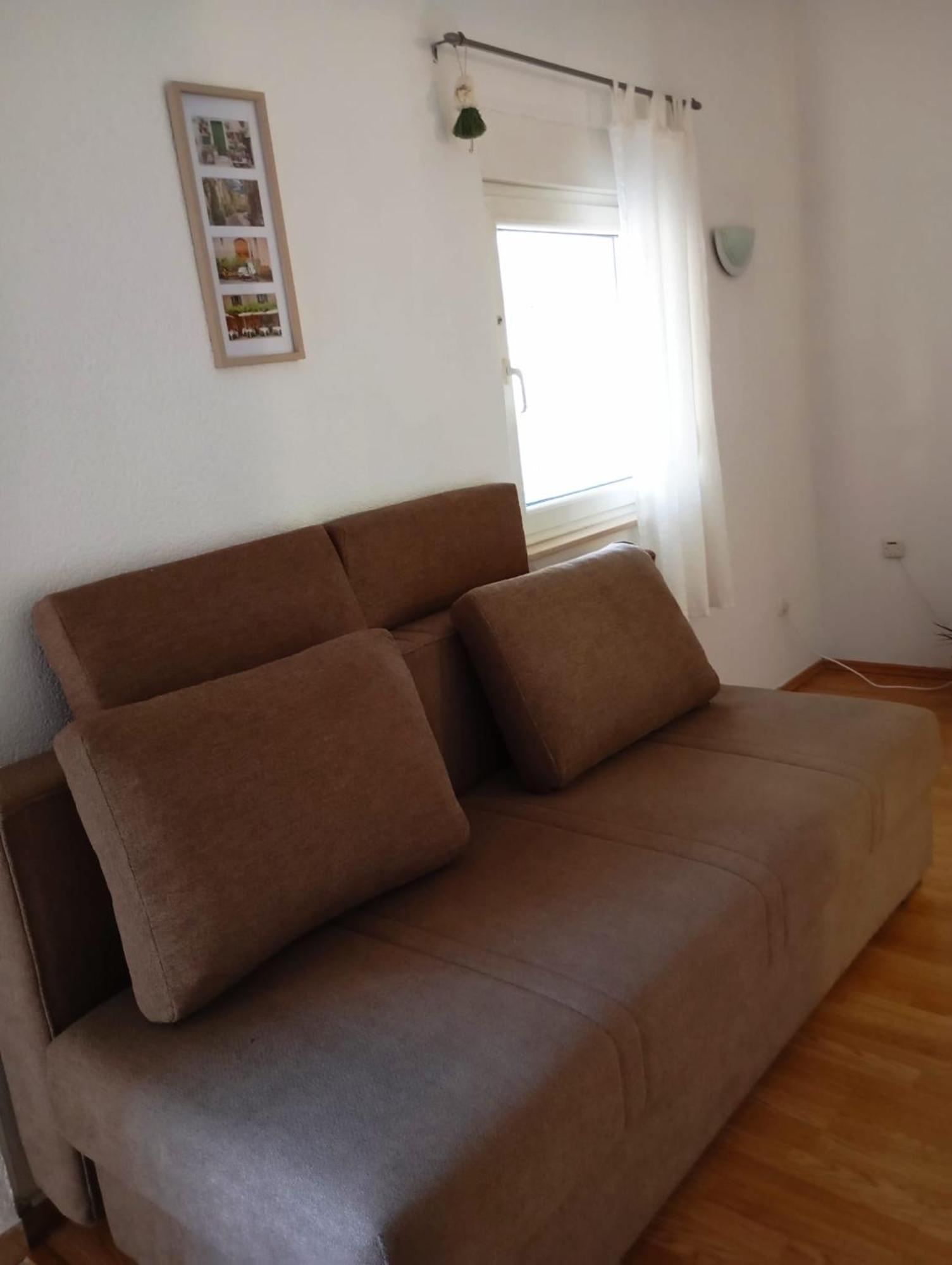 Apartmani Joja Biograd Na Moru Esterno foto